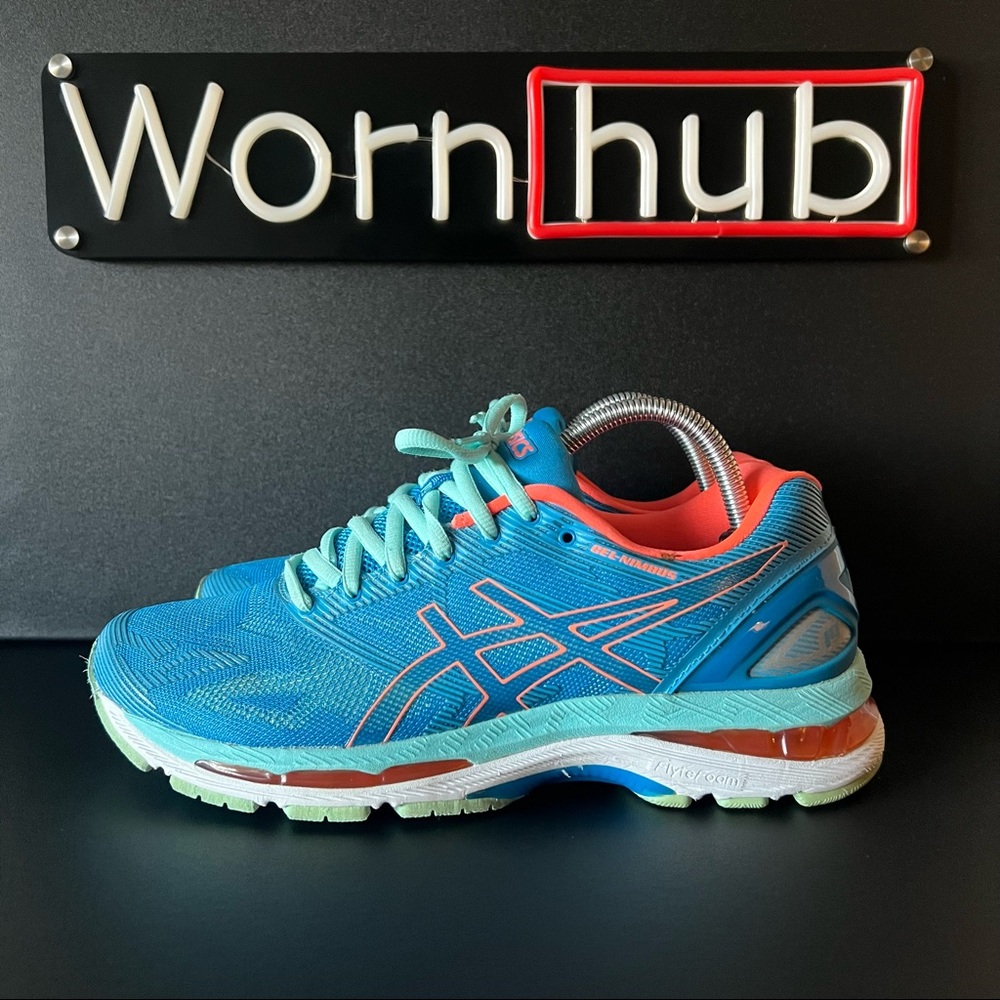 Asics Women's Gel Nimbus 19 Running Shoes T750N Size 10